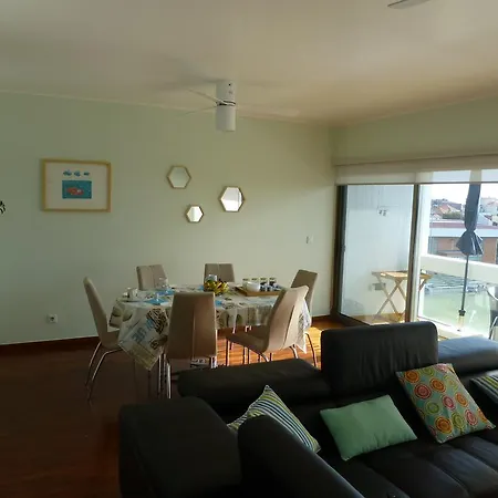 Shearwaternest 2 Apartment